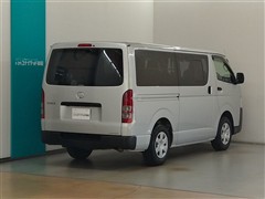 ハイエースバン DX