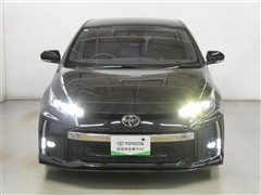 プリウスPHV S GRスポーツ
