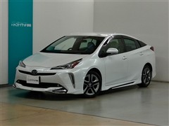 トヨタ プリウス S ツーリングセレクション