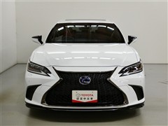 ES300h Fスポーツ