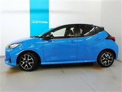 ヤリス ハイブリッド Z