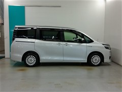 ヴォクシー ハイブリッド V