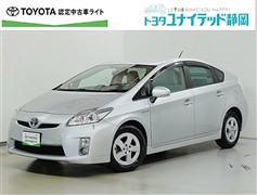 プリウス S
