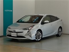 プリウス Sツーリングセレクション