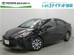 プリウス A