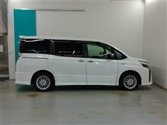 ヴォクシーHV ZS キラメキ2