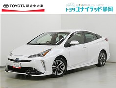 トヨタ プリウス S ツーリングセレクション