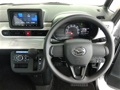 ムーヴキャンバス ストライプス X