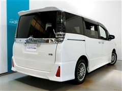 ヴォクシーHV ZS キラメキ3