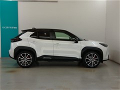 ヤリスクロスHV GRスポーツ