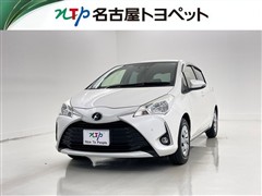 トヨタ　ヴィッツ F