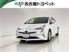 トヨタ プリウス S