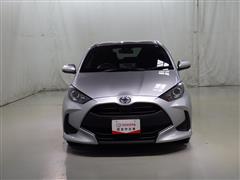ヤリス X