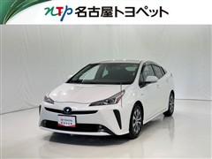 プリウス A