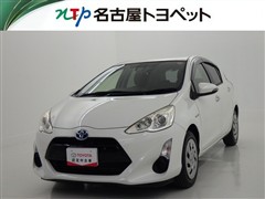 トヨタ　アクア S スタイルブラック