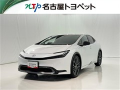トヨタ　プリウス Z