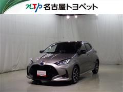 トヨタ　ヤリス HV Z