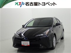 トヨタ　プリウス S
