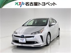 プリウス S