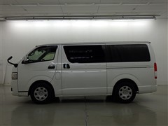 ハイエースV S-GL ダークP 2