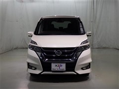 セレナ S-HV ハイウェイスター Vセ