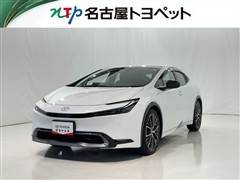 トヨタ　プリウス Z