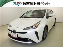 プリウス A