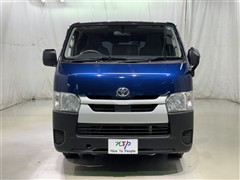 ハイエースV DX