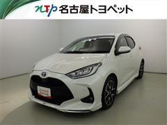 トヨタ　ヤリス HV Z