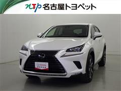 レクサス NX300h Iパッケージ