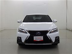 CT200h Fスポーツ