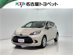 トヨタ　アクア G