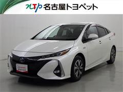 トヨタ　プリウスPHV A