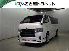 トヨタ　ハイエースバン S-GLダークP2