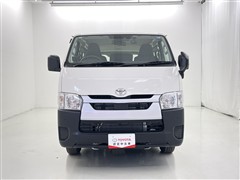 ハイエースV DX