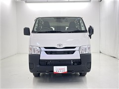 ハイエースV DX