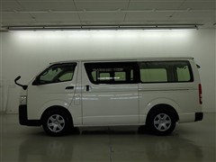 ハイエースV DX