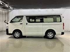 ハイエースV DX