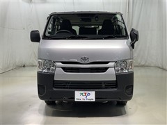 ハイエースV DX