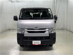ハイエースV DX