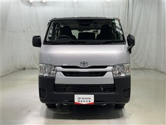 ハイエースV DX