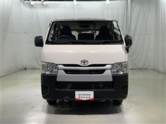 ハイエースV DX