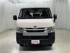 ハイエースV DX