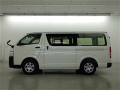 ハイエースV DX