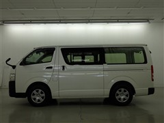 ハイエースV DX