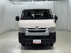 ハイエースV DX