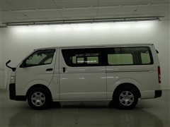 ハイエースV DX