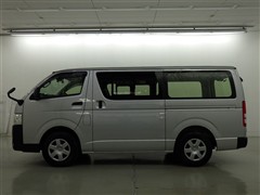 ハイエースV DX