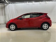 アクア X クルマイスシュウノウソウチ