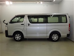 ハイエースV DX